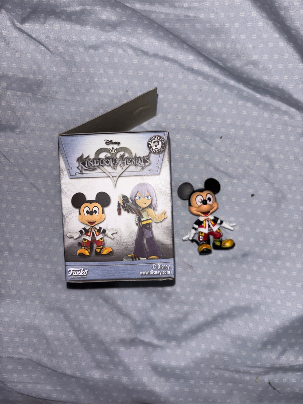 Funko Kingdom Hearts Mickey Mouse Pin - Red, Black, Yellow